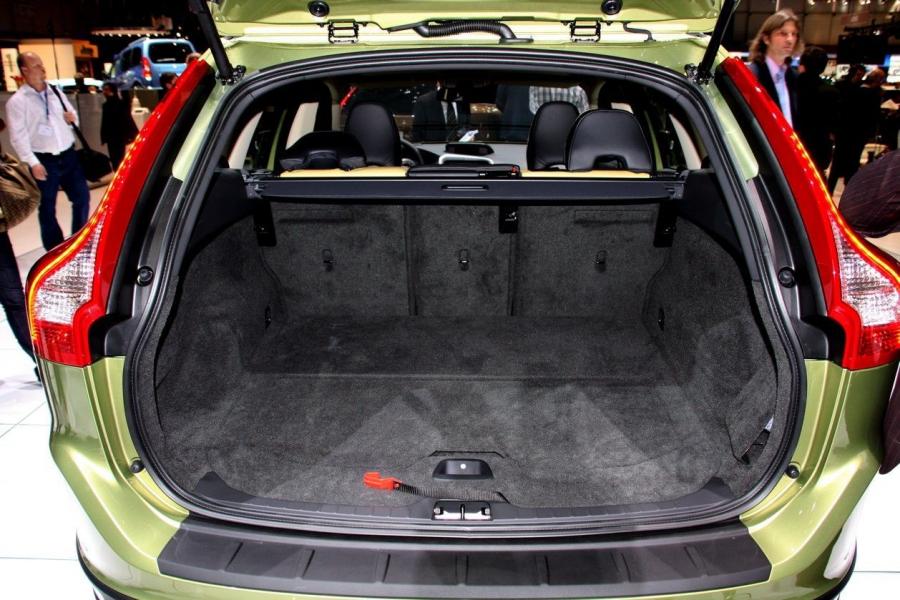  Volvo XC60 2008 года  (фото 207 из 210)